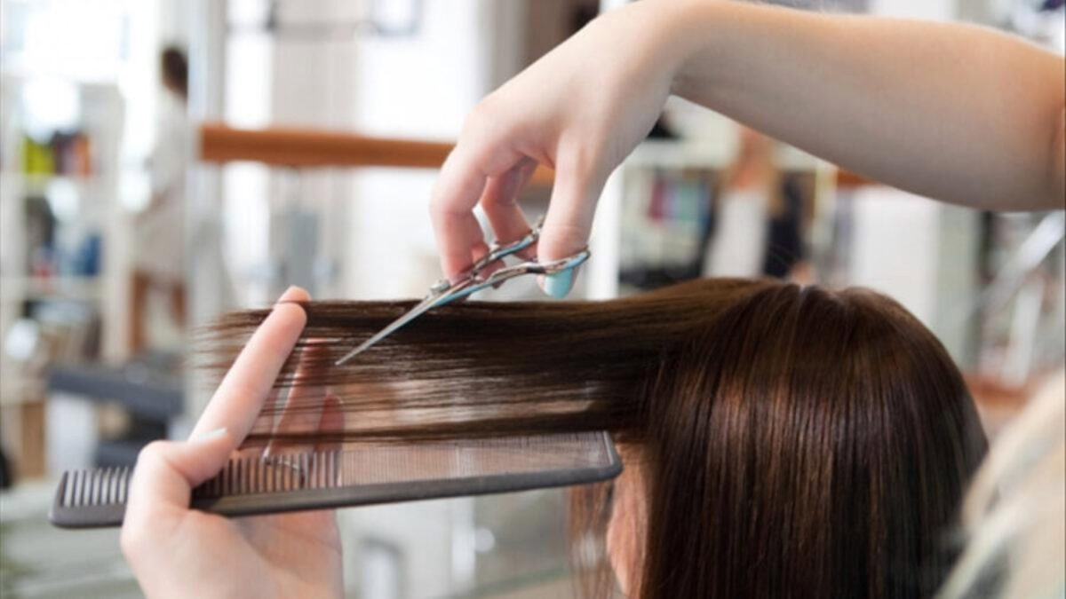 Những ngày xấu trong tháng 10/2025 tránh cắt tóc