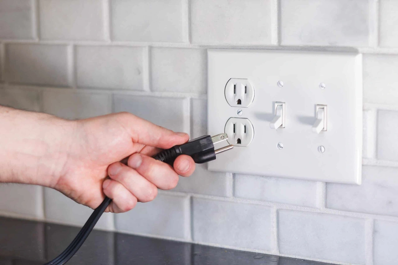 Bố trí ổ cắm điện sai chỗ