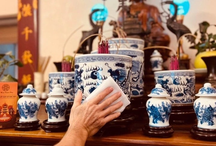 Tránh di chuyển bát hương